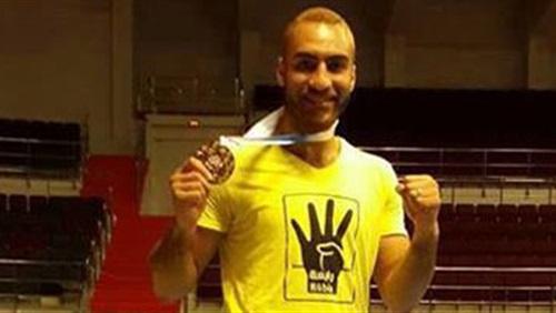 بطل العالم في الكونغ فو: فخور برفع إشارة رابعة ولست إخوانيًا