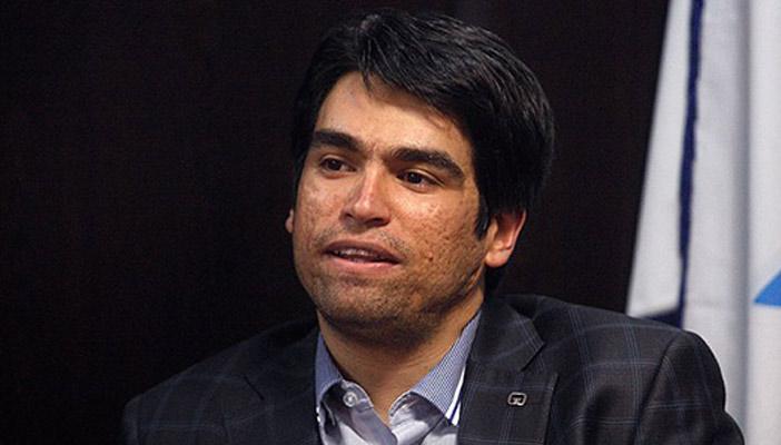 الاستخبارات الإيرانية تعتقل صحفيين بتهمة الإساءة لخامنئي