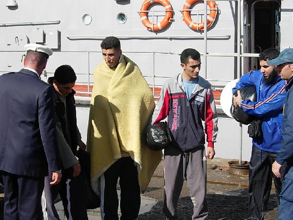 القبض على 51 مهاجرًا في بحر “إيجه” بتركيا