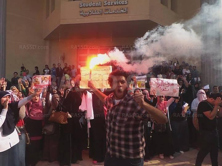 طلاب ضد الانقلاب:التظاهر أمام أكاديمية الشرطة يؤدي إلى مذبحة