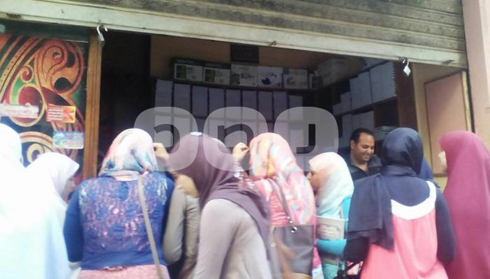 بـ 50 و60 جنيهًا.. ارتفاع أسعار الكتب في جامعة الفيوم