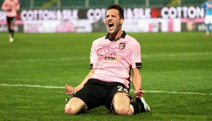 فازكويز يقترب من الانتقال لميلان