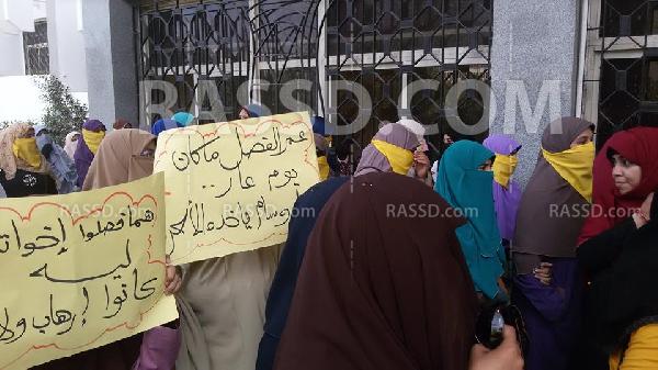 “طالبات” جامعة القاهرة يطالبن بالإفراج عن المعتقلين