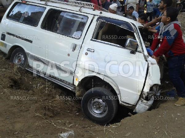 إصابة ثلاثة بكسور في انقلاب سيارة بأجا دقهلية