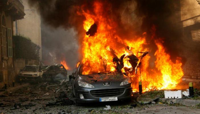 مصرع ثلاثة أشخاص في انفجار سيارة مفخخة بالشرقية