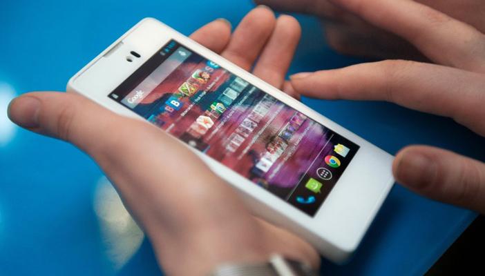 BBC: دراسة جديدة  تؤكد “تجسس” تطبيقات الهواتف الذكية على المستخدمين