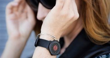 Pebble تُطلق أنحف ساعة ذكية بـ250 دولارًا