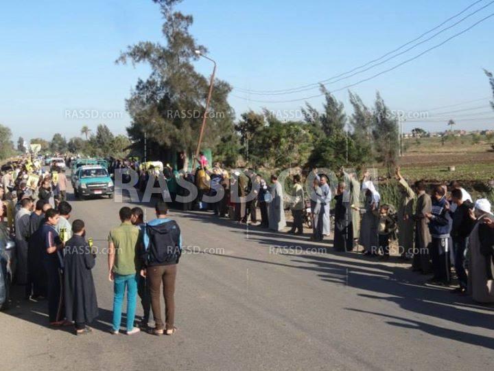 سلسلة بشرية صباحية بالحسينية فى أسبوع “قاوموا الظلم”