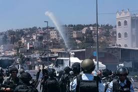 الأمن الفلسطيني يفرق مسيرات لنصرة الأقصى بنابلس والخليل