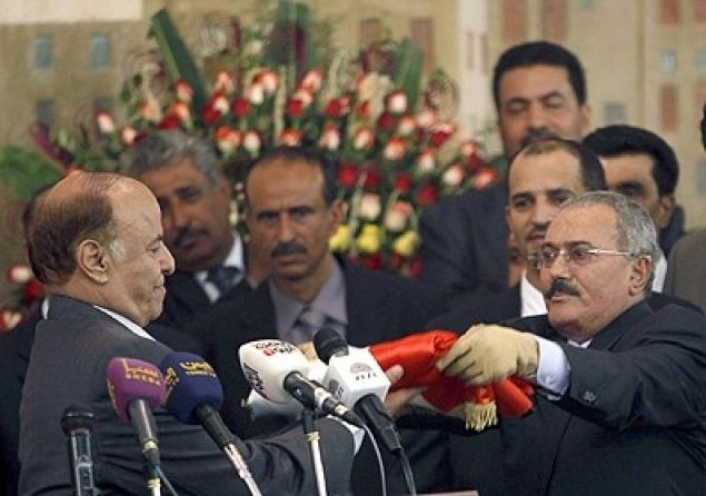 احتدام الصراع في اليمن.. “ًصالح”يقيل”هادي”من أمانة المؤتمر الشعبي