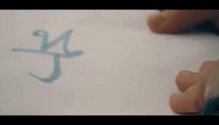 بالفيديو.. شاهد كيف رسم طفل فرنسي الرسول محمد!