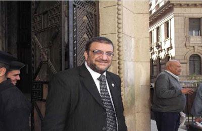 الداخلية تداهم منازل 5 قيادات للإخوان بالقليوبية وتحطم محتوياتها