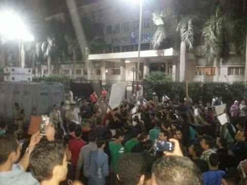 صور| تفريق مسيرة لأهالي حادث البحيرة واعتقال 5