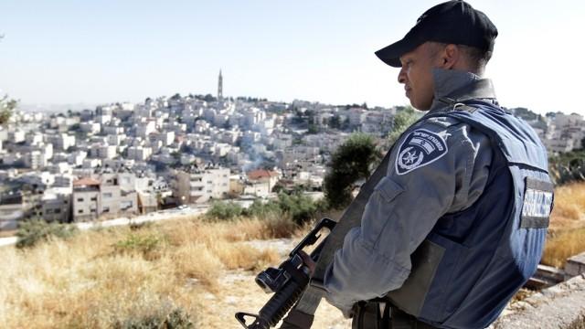 رفع حالة التأهب بإسرائيل عقب تظاهرات احتجاجا على مقتل شاب