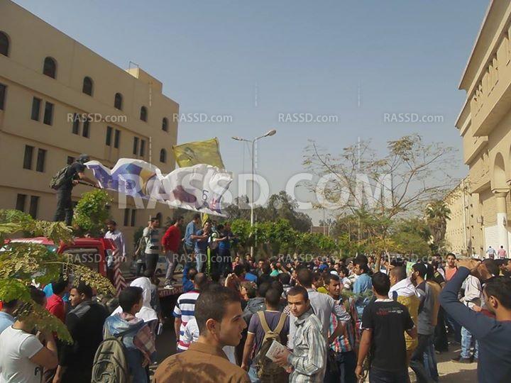 قوات الانقلاب تقتحم جامعة الأزهر وتعتدي على فعالية طلابية