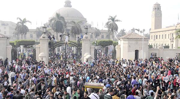 الإحصاء: ارتفاع أعداد الطلاب الجامعيين في مصر إلى 2.34 مليون