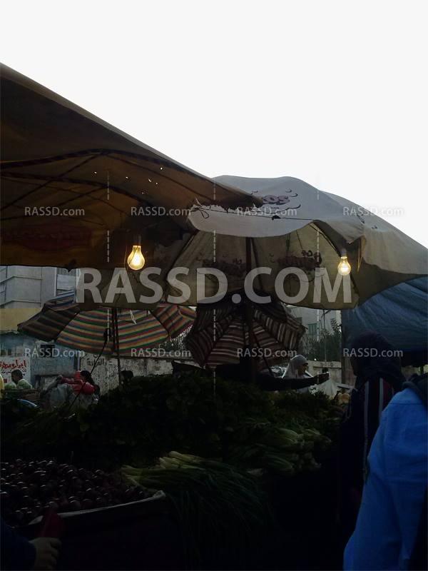 الباعة الجائلون يسرقون الكهرباء.. والحكومة نايمة