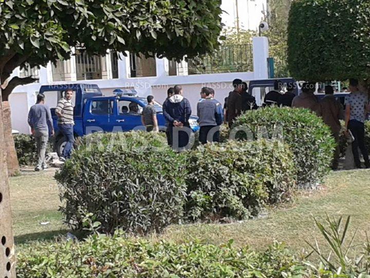 الأمن يحاصر “الدراسات الإسلامية” في دمياط عقب مسيرة للطلاب