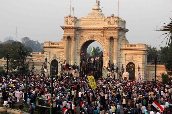 الفاينانشال تايمز: إجراءات قمعية ضد منظمات حقوق الإنسان في مصر