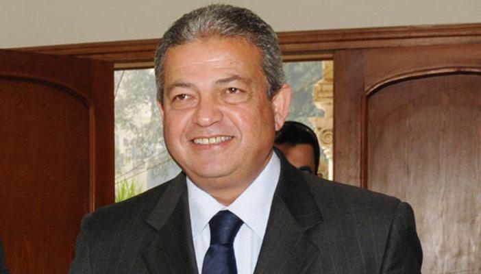 وزير الرياضة يحضر مران المنتخب اليوم