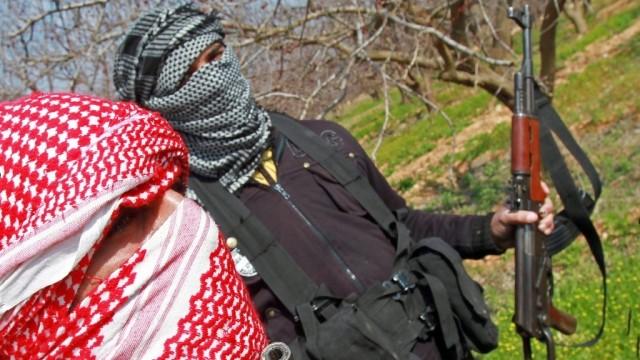 العثور على جثة مؤسس تنظيم “جند الأقصى” بسوريا