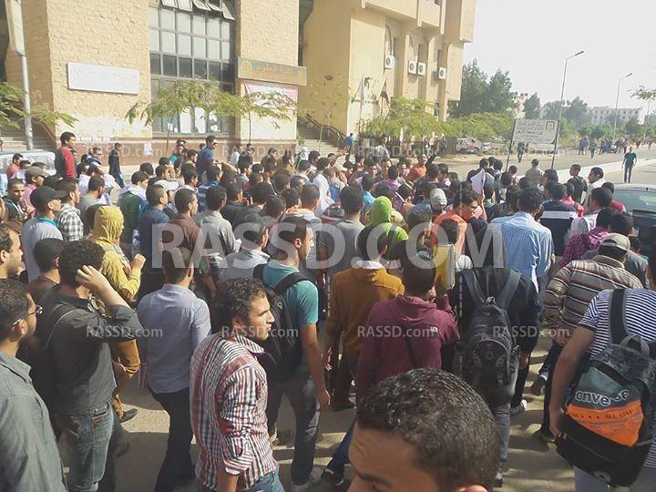 أمن الانقلاب يقتحم “أزهر بنين مدينه نصر” عقب مسيرة طلابية