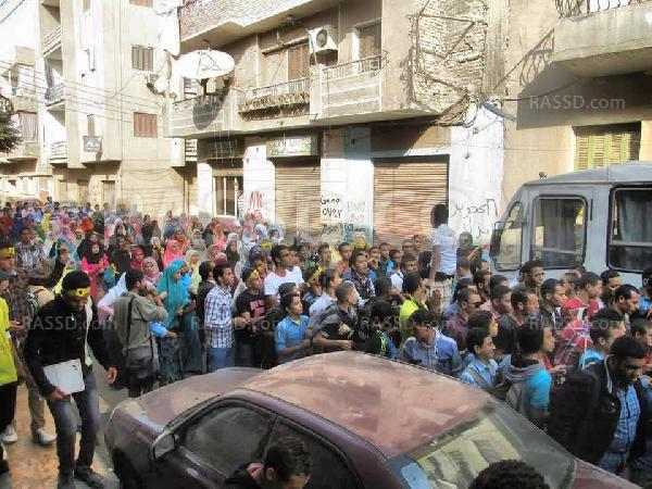 مسيرة لطلاب ثانوي بني سويف لرفض الانقلاب