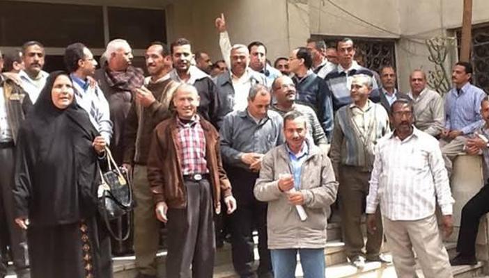 عمال “المساحة” بالشرقية يضربون عن العمل لليوم الثالث على التوالي