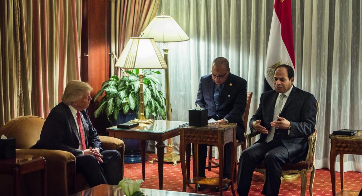 كاتب “إسرائيلي”  ينصح “ترامب”  بدعم السيسي