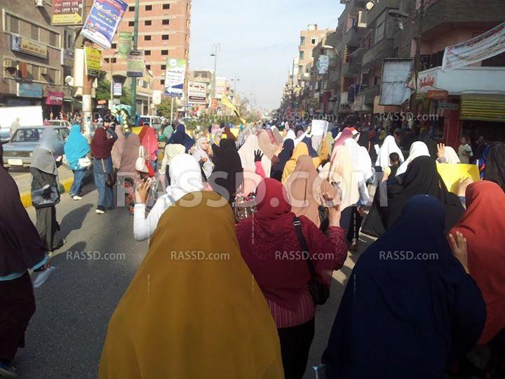 مسيرة نسائية في بني سويف نصرة للأقصى