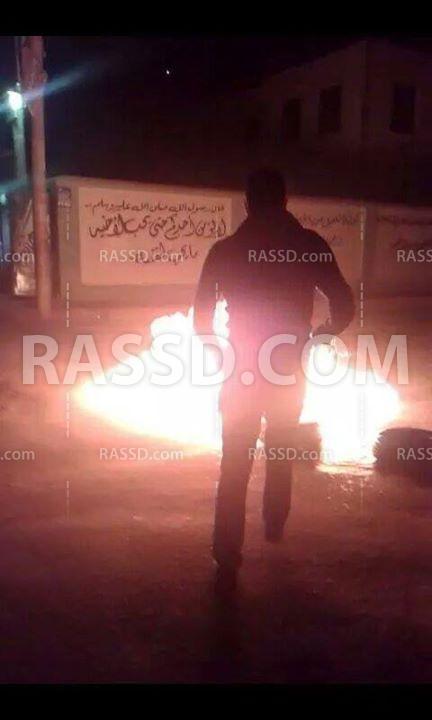 مجهولون يقطعون شارع محب قرب قسم شرطة المحلة