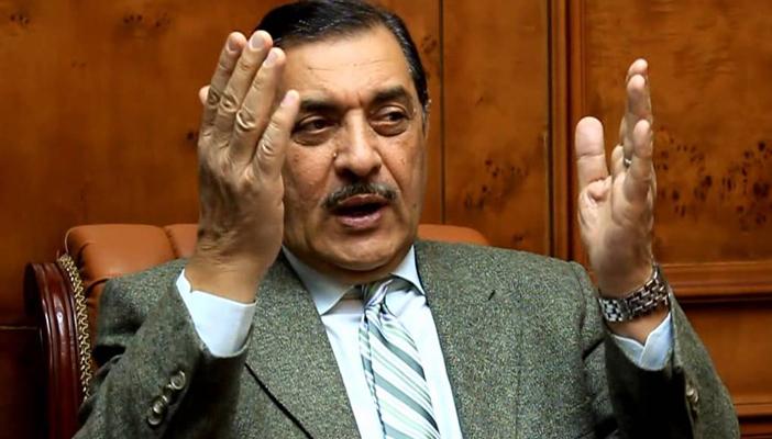 خيرالله: ساويرس ينفق 100 مليون جنيه في الانتخابات للسيطرة على مصر