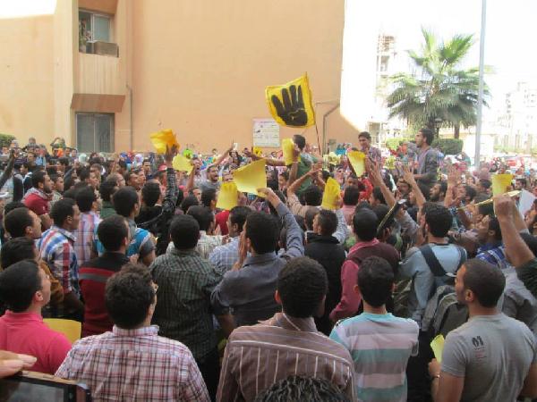 وقفة حاشدة لطلبة المنوفية في أسبوع الحرية للشرفاء