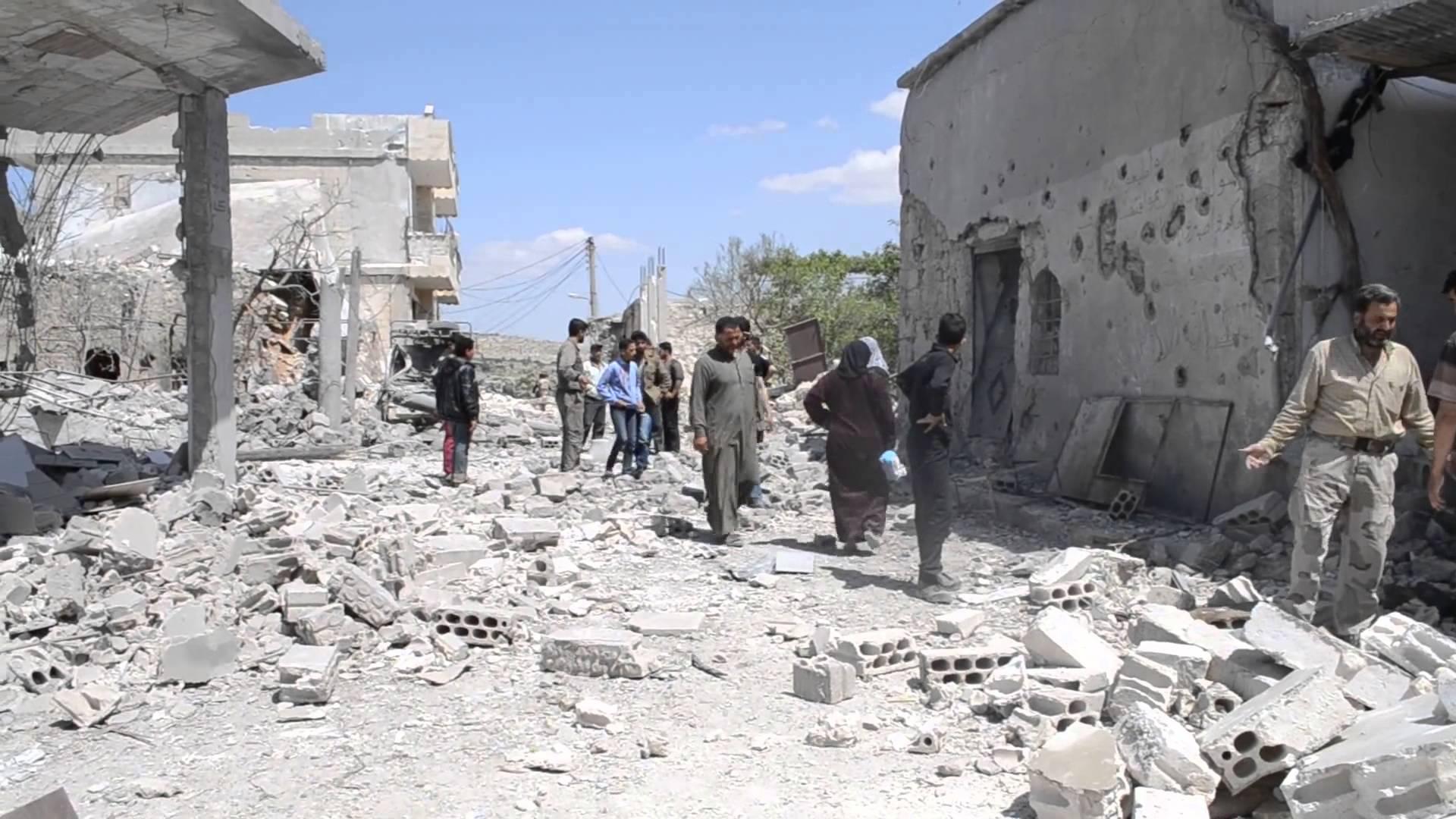 الطائرات الروسية تستخدم القنابل الفسفورية في قصف إدلب