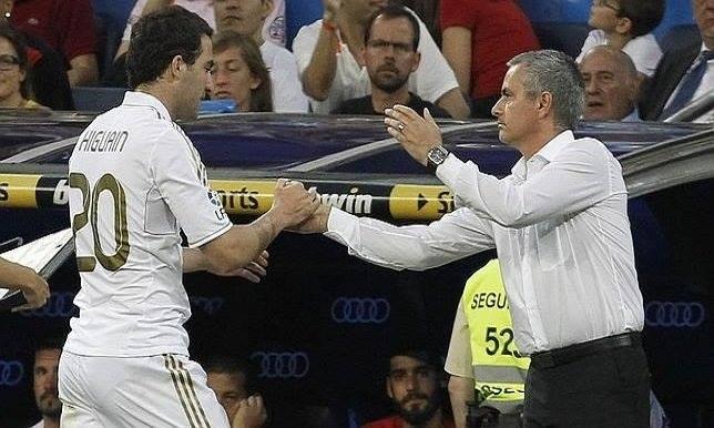 هيجواين تحت أنظار مورينيو