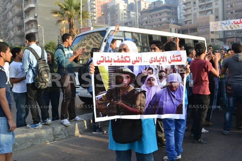 وقفة لـ “7 الصبح” بالاسكندرية تنديدا بتجديد15يوم لـ21 فتاة