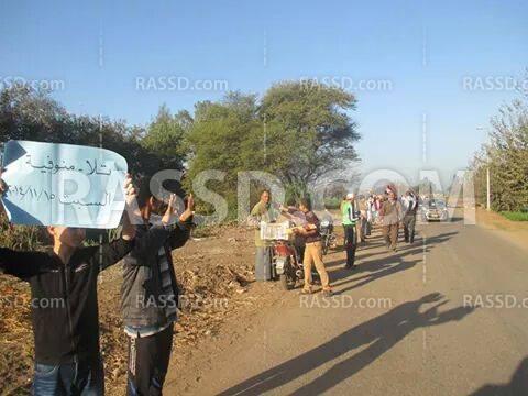 سلسلة بشرية بـ “تلا” بالمنوفية تضامنا مع “انتفاضة السجون الثالثة”