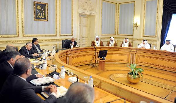 بعد بحث مشروع الـ100 مدرسة .. وفد الإمارات يغادر القاهرة