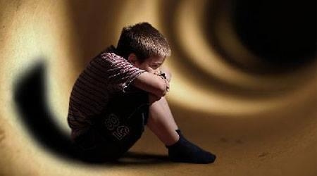 خجل الطفل الشديد مؤشر على قلقه