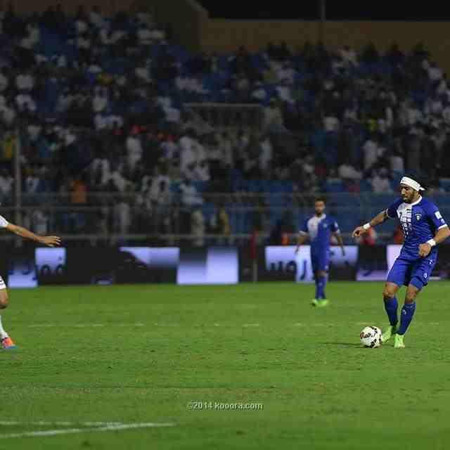 5 طائرات لنقل جماهير الإمارات للقاء الاثنين بخليجي 22