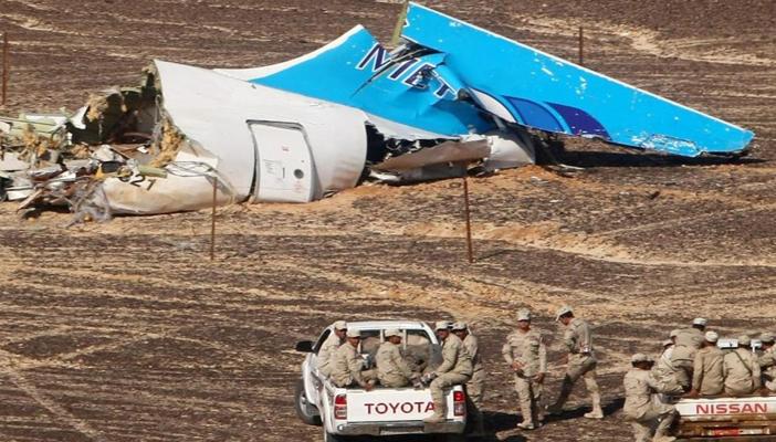 بعد إعلان الكرملين.. صحيفة ساويرس تتبنى نظرية المؤامرة وتُجمل السيسي