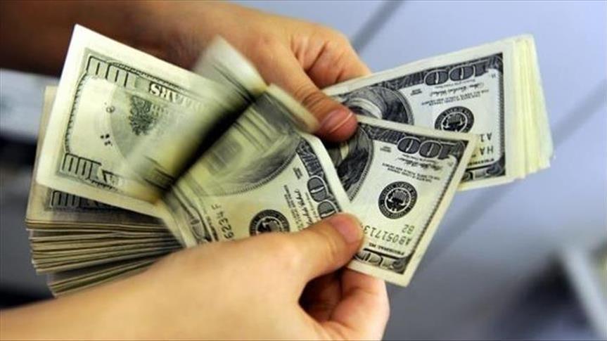 ارتفاع سعر الدولار في السوق السوداء مسجلًا  17 جنيهًا للبيع