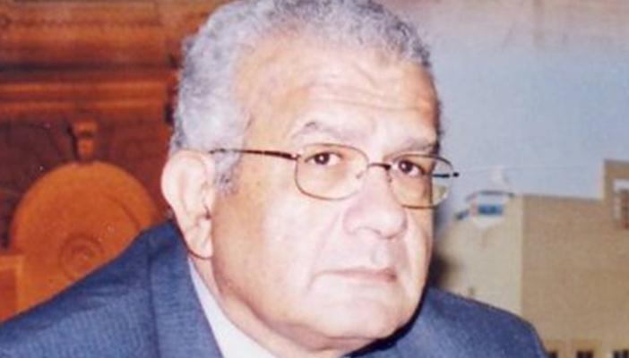 حازم حسني يستنكر إدارة مصر وتناول الإعلام لأزمة “الطائرة الروسية”