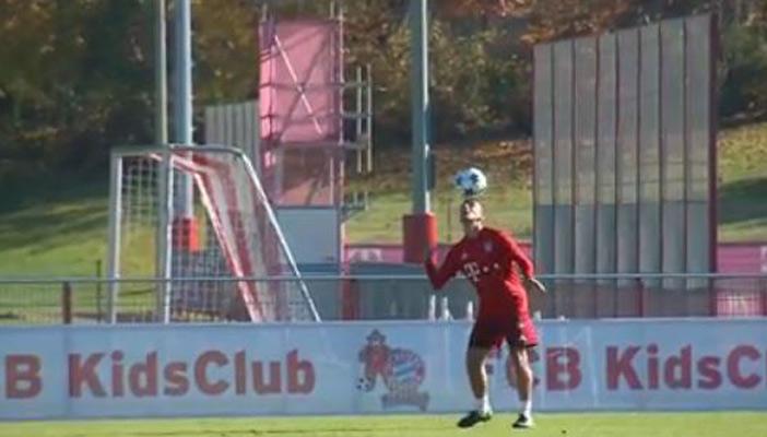 بالفيديو.. ثلاثي البايرن يستعرضون مهاراتهم في التدريبات