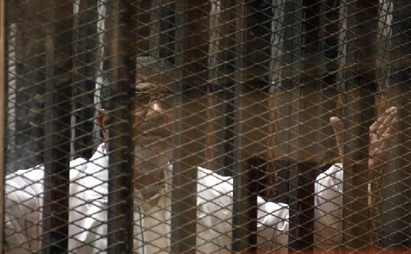 ‫”مرسي”‬ يطلب الحديث لتوضيح “ما لا يعرفه الناس”