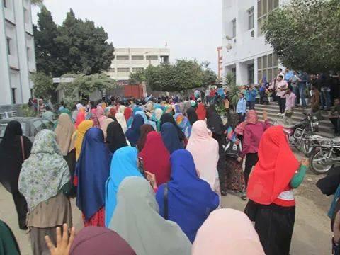 طلاب جامعة بني سويف ينددون باعتقال زملائهم