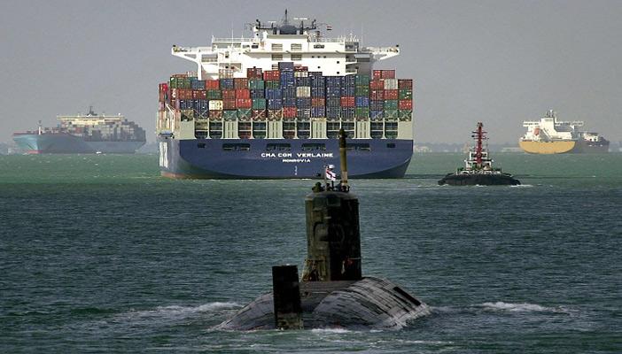 تراجع إيرادات قناة السويس للشهر الثالث على التوالي