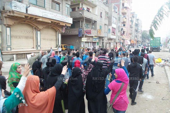 مسيرة داعمة لطالبات الأزهر عقب صلاة الجمعة في المحلة