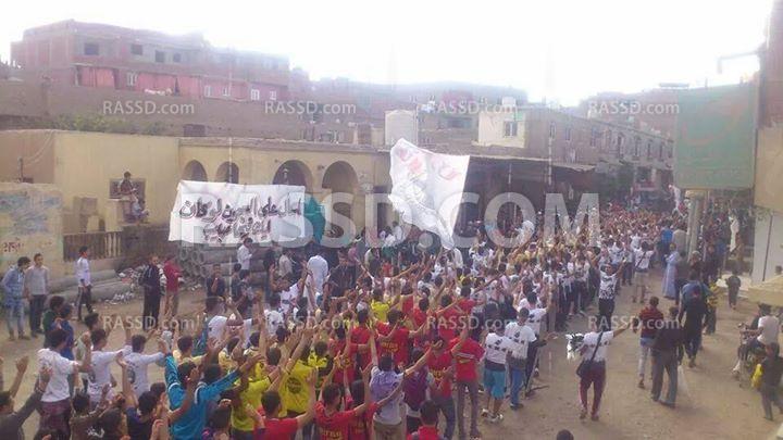 أهازيج الأولتراس تشعل حماس المشاركين في مسيرة ناهيا