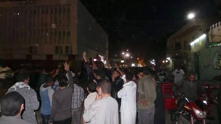 تظاهرة ليلية في “ديروط” بجمعة “قوتنا في وحدتنا”